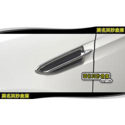 莫名其妙倉庫【KP063 葉子板側標 】原廠 車葉子板 側翼裝飾 2013 Ford KUGA
